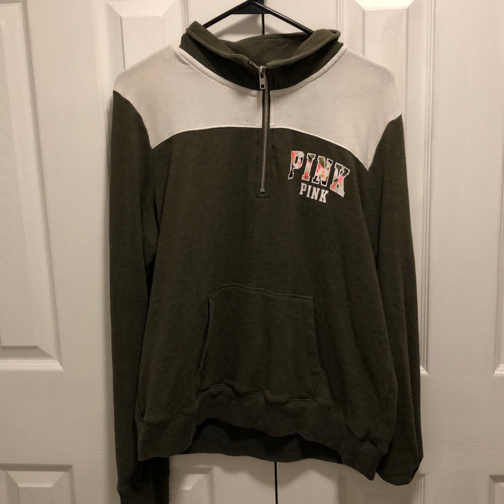 Half zip sweatshirt